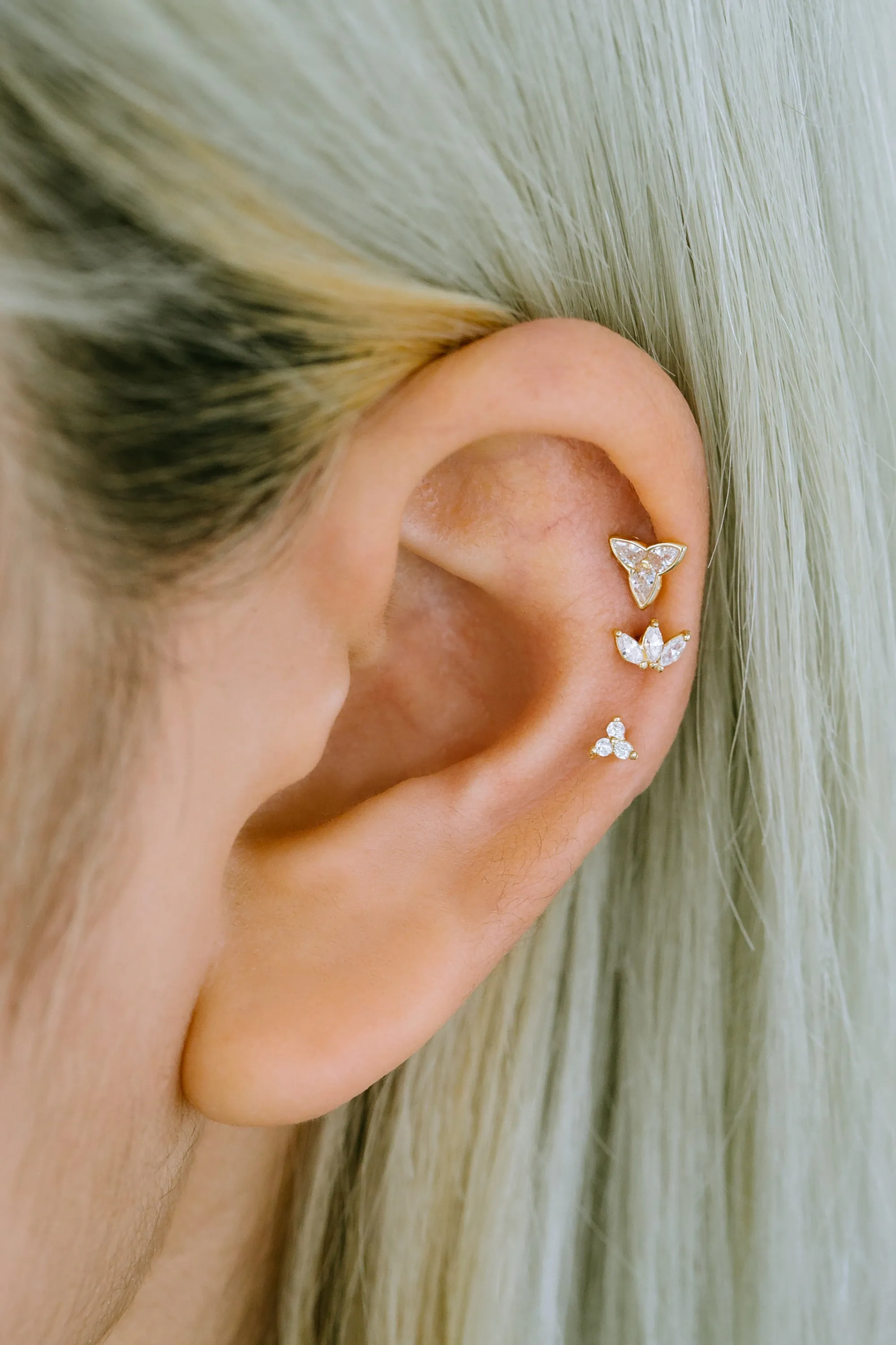 14K GOLD JEWELRY MINIMALIST CZ TRIANGLE SHAPE FLOWER BARBELL EAR STUD EARRING PIERCING