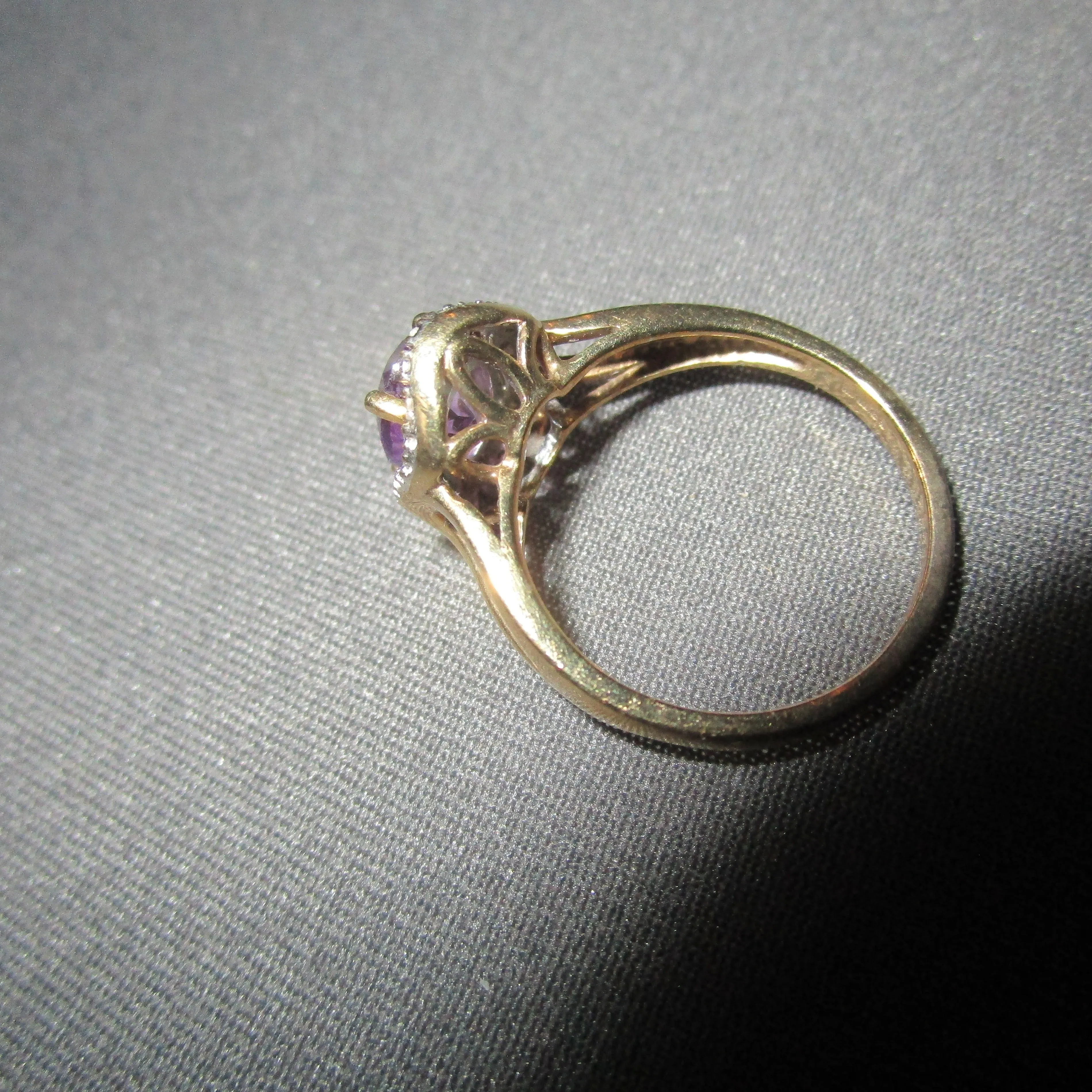 9Kt Gold Amethyst And Diamond Ring  size N Vintage c1970