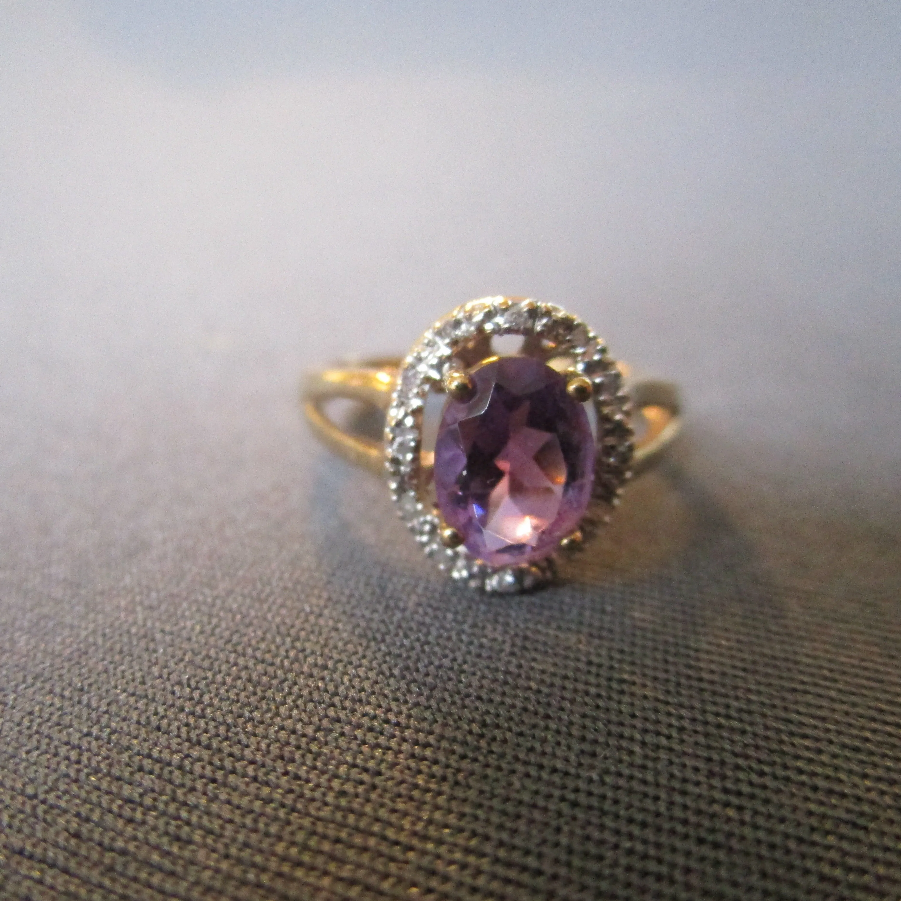 9Kt Gold Amethyst And Diamond Ring  size N Vintage c1970