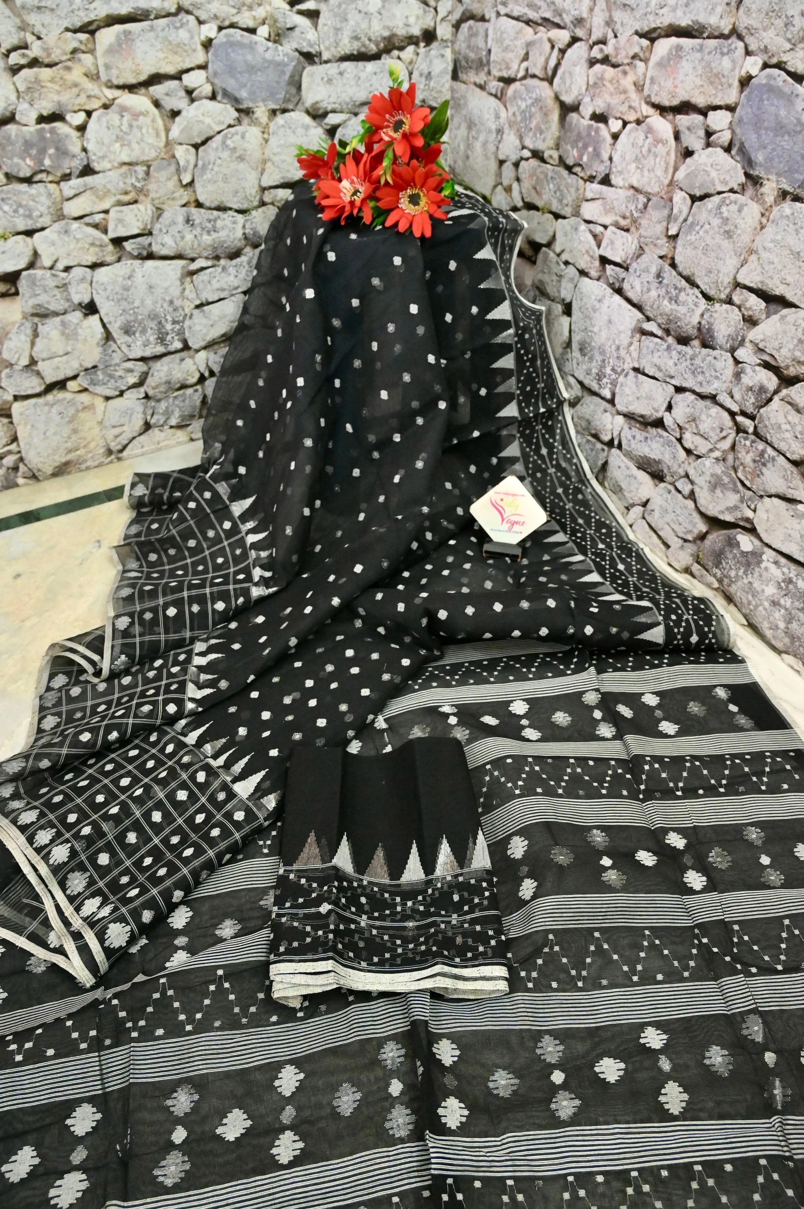 Black Color Pure Bangladeshi Jamdani Saree with Silver and White Weaving