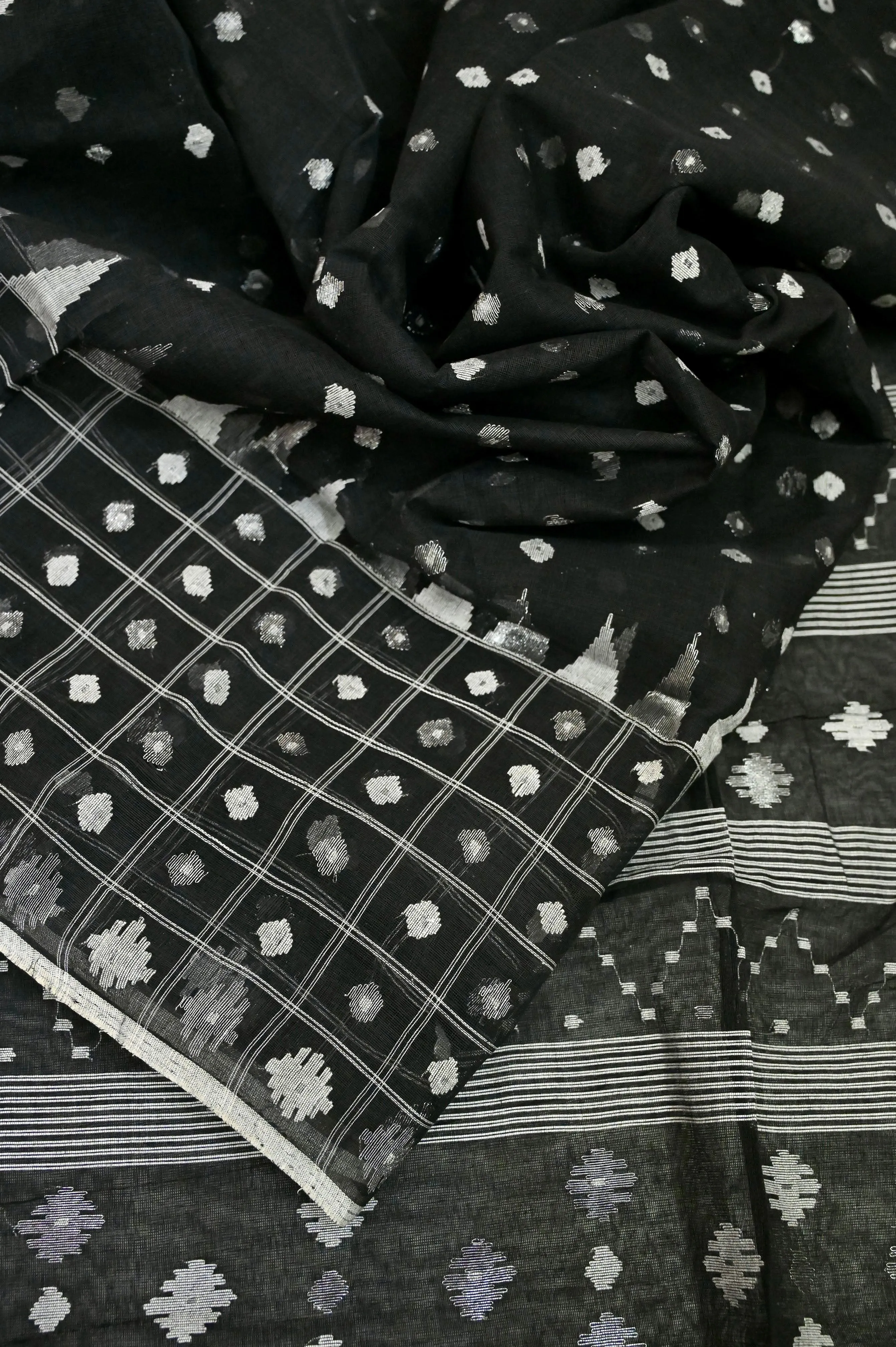 Black Color Pure Bangladeshi Jamdani Saree with Silver and White Weaving