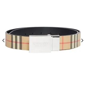 Burberry Men’s Reversible Vintage Checkered Belt