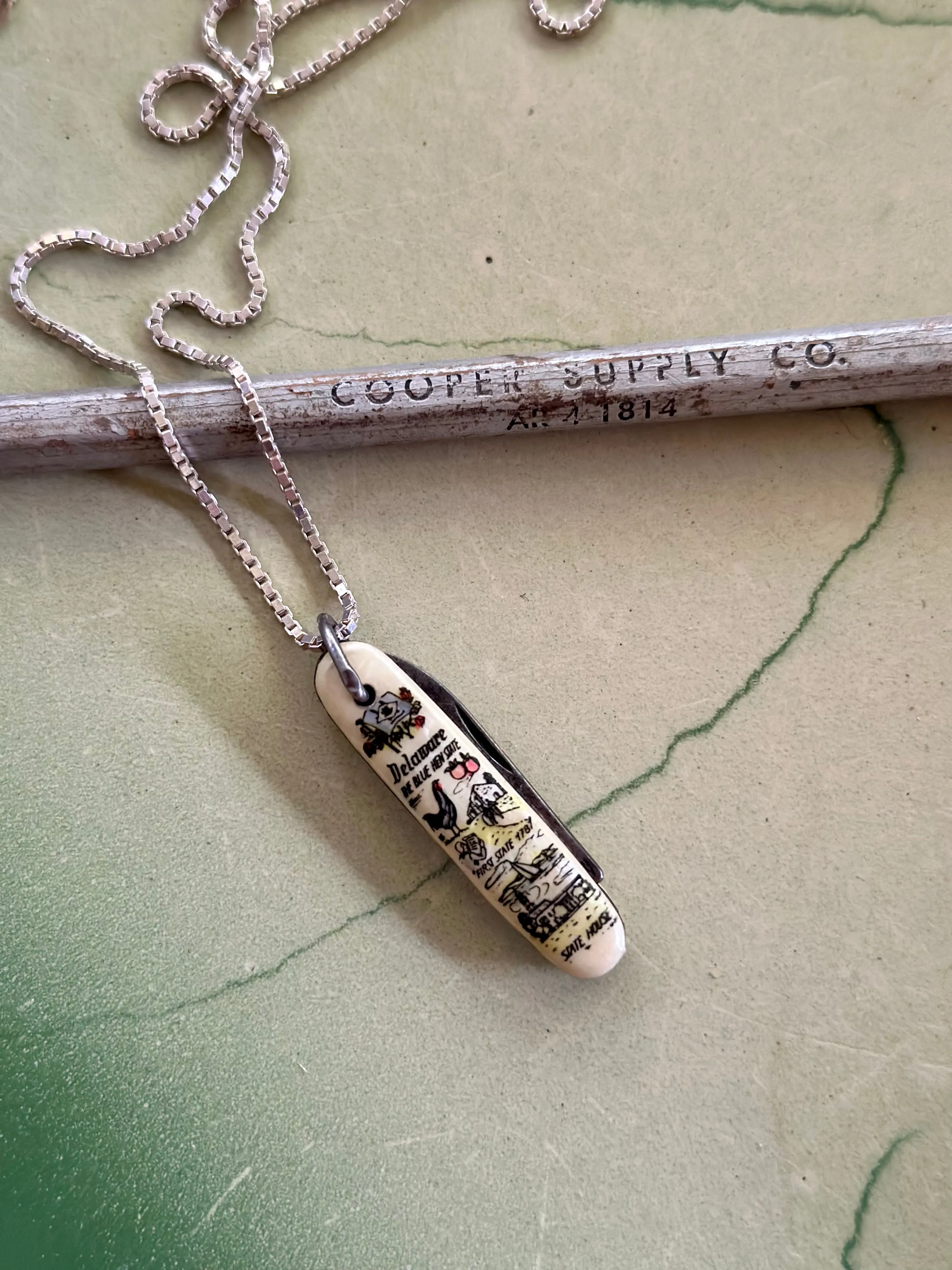 Delaware Knife Necklace