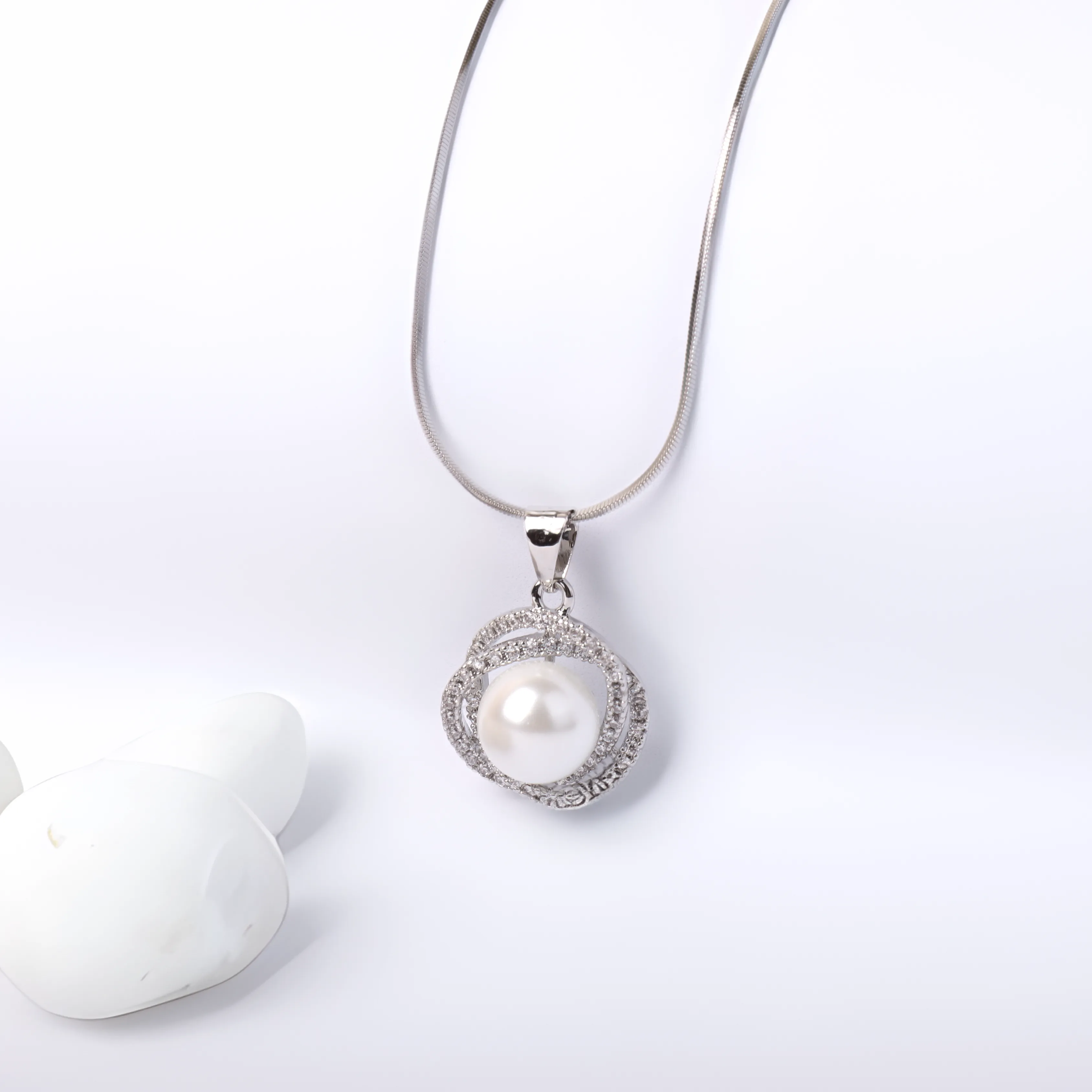 G.Silver Pearl Pendant.