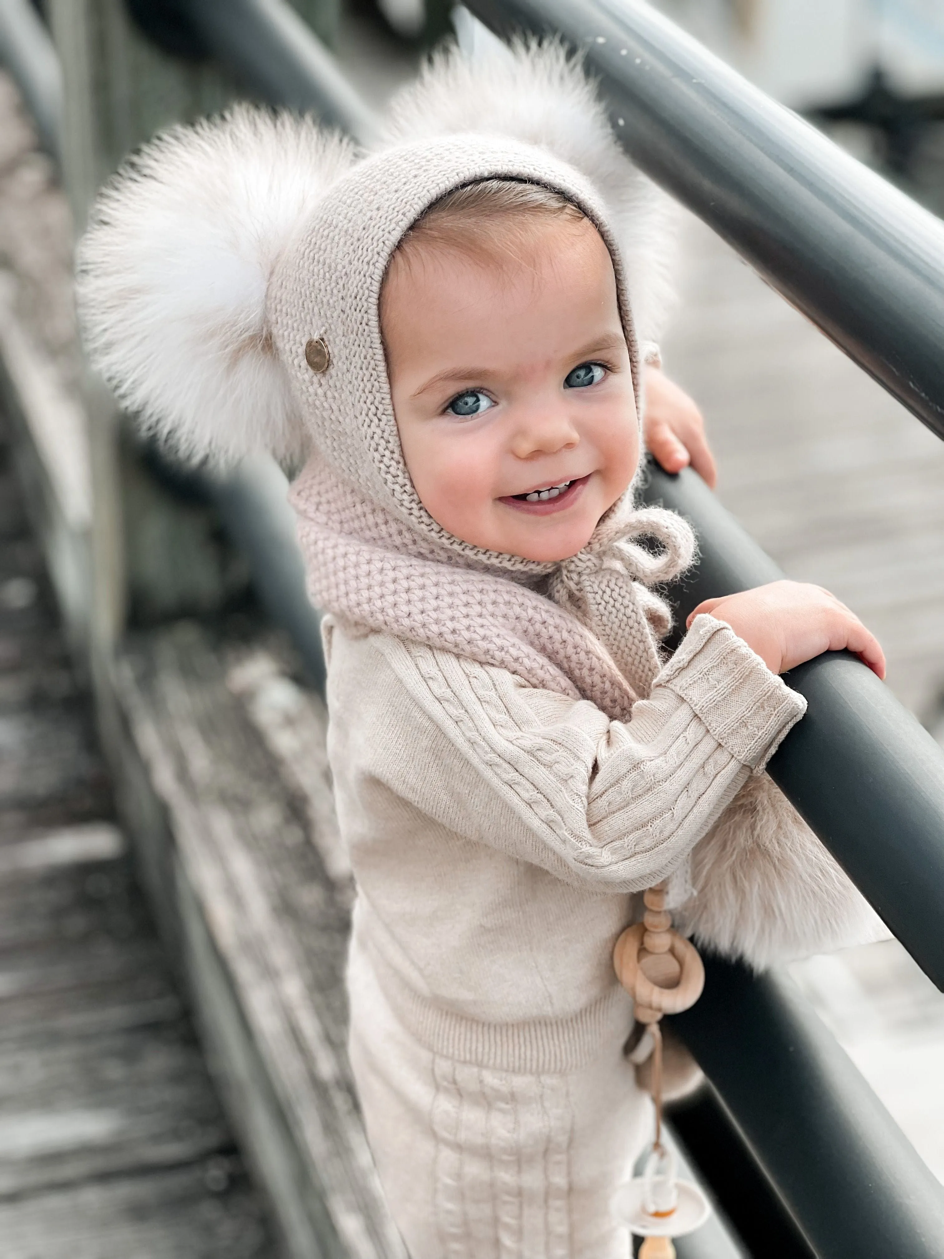 Honeycomb Beige Cashmere Bonnet with White Print Poms