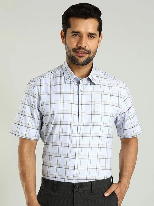 Men Checked Half Sleeve Cotton Shirt