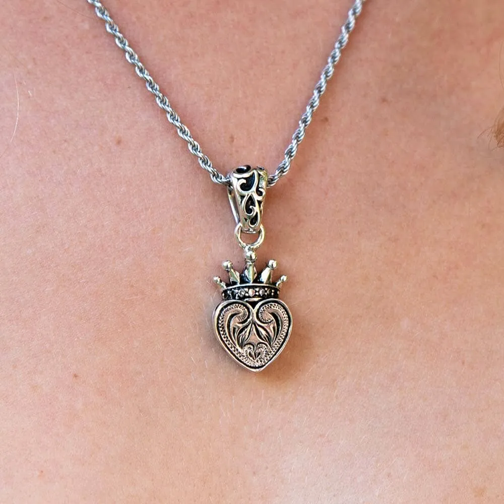 Queen's Heart Pendant