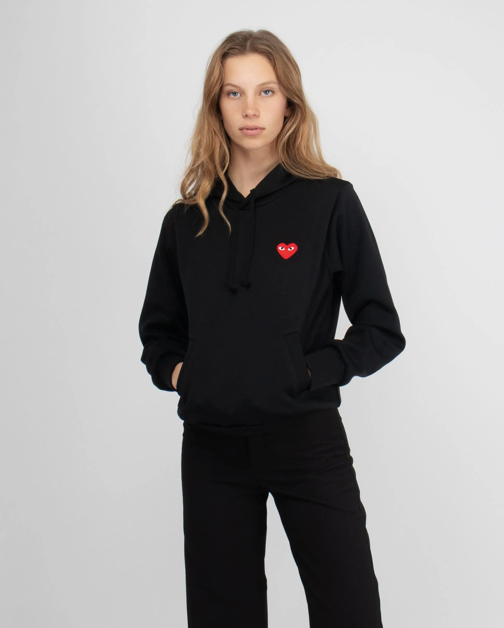 T173 RED HEART HOODIE / BLACK