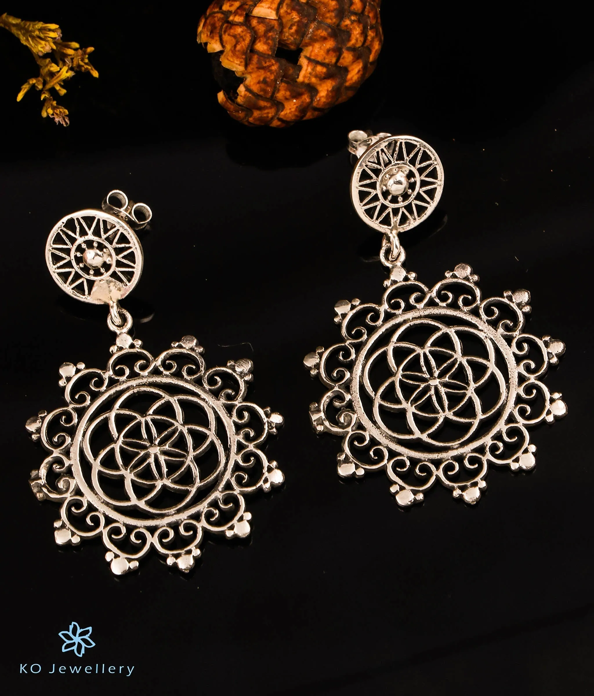 The Etched Silver Earrings